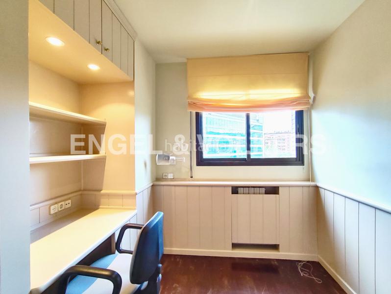 Foto 7ed1c3eb-d9de-47e3-ba01-a9fcd1346403. Lloguer apartament amb calefacció aparcament a Sant Gervasi - Galvany Barcelona