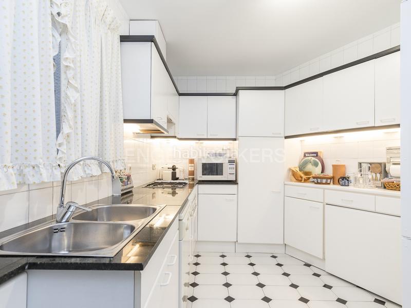 Foto 5c43b7e7-4c53-4603-ac14-708e28858ca4. Location appartement avec chauffage parking dans Sant Gervasi - Galvany Barcelona