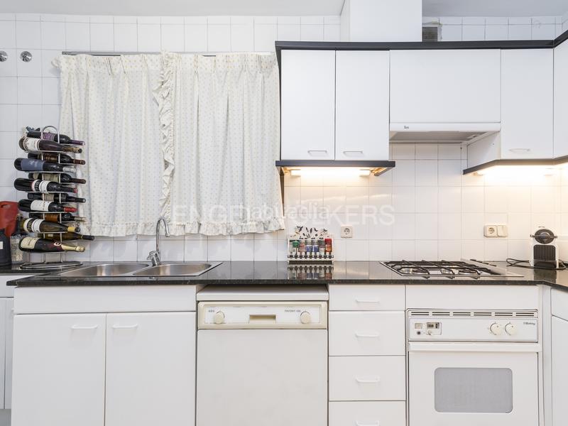 Foto 78ac9256-874b-4647-a144-7a4e0ab04181. Location appartement avec chauffage parking dans Sant Gervasi - Galvany Barcelona