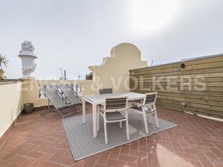 Lloguer Àtic a El Poble Sec - Parc de Montjuïc. Bonito ático temporal con terraza y 2 habitaciones