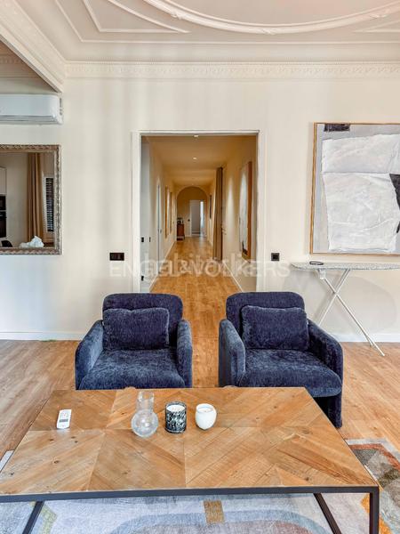 Foto ce5f256c-a438-460e-aaca-8e96b610a7f7. Alquiler apartamento exclusiva propiedad con 5 suites, junto a paseo de gracia en Barcelona