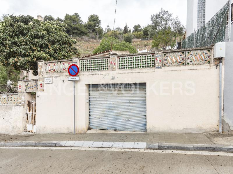 Foto ed1c9e2e-d568-46bf-8e9b-211e85515dd2. Casa terreno con casa en proceso de registro en Sant Genís dels Agudells Barcelona