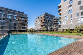 Apartament a Ciutat Diagonal. Obra nueva con piscina en pedralbes