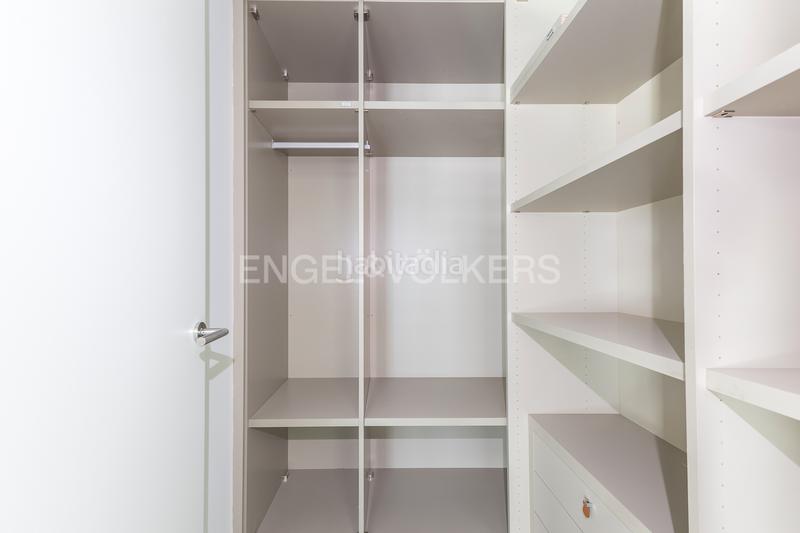 Foto dfd654b7-576f-4a40-8908-85e8a1e44d9f. Apartamento obra nueva con piscina en pedralbes en Esplugues de Llobregat