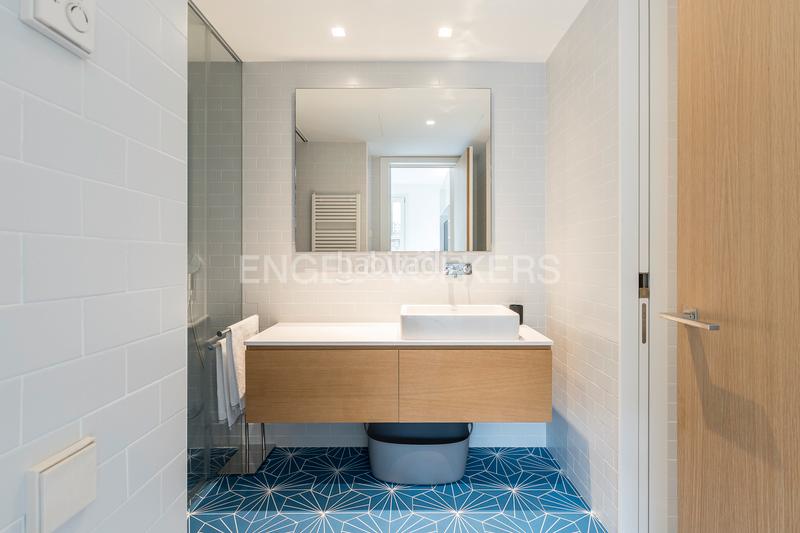 Foto 25c92465-c360-42ae-b0bf-318dc07feeca. Alquiler apartamento sofisticado piso amueblado en eixample quadrat dor en Barcelona