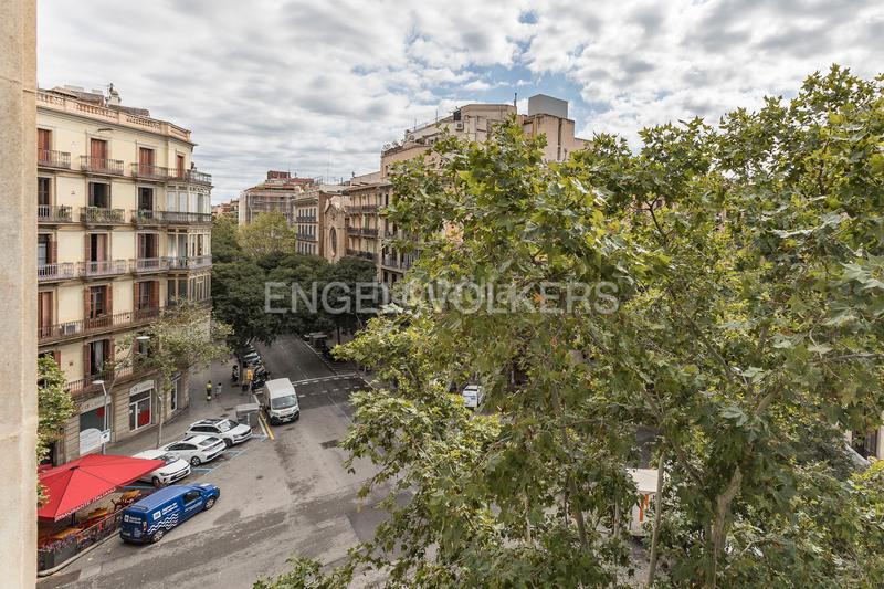 Foto 57cbe496-2bda-49e2-af29-6bde697c504b. Alquiler apartamento sofisticado piso amueblado en eixample quadrat dor en Barcelona
