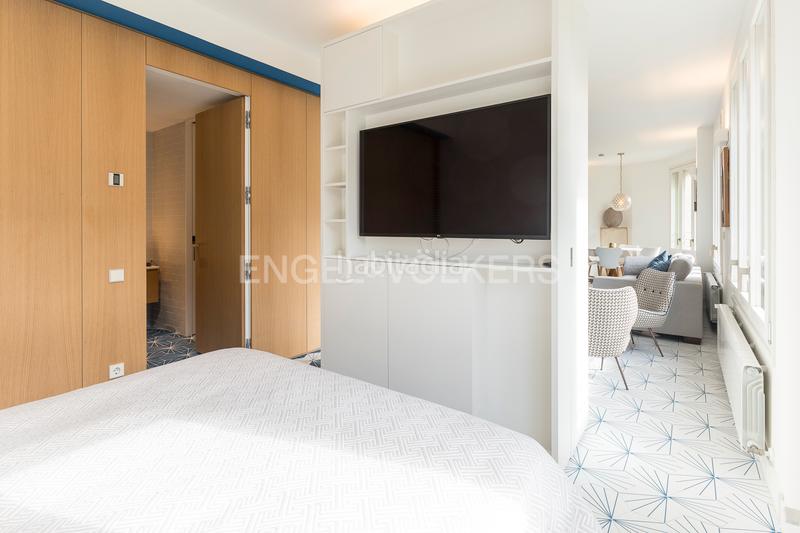 Foto bd8d351f-5a6e-48ba-8b22-924ff1056990. Alquiler apartamento sofisticado piso amueblado en eixample quadrat dor en Barcelona