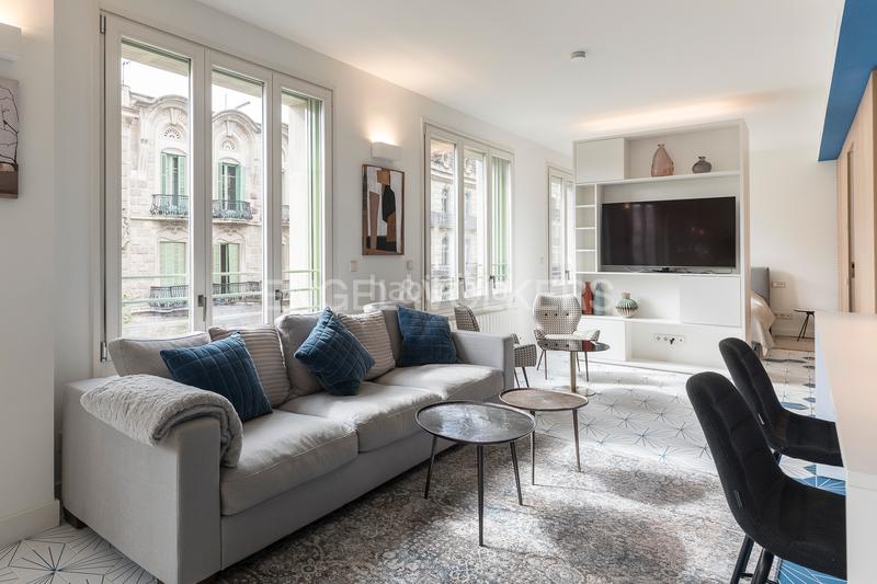 Foto e018a80b-0ff6-4bfc-ad79-e8458550d8e6. Alquiler apartamento sofisticado piso amueblado en eixample quadrat dor en Barcelona