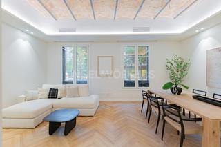 Alquiler Apartamento en Sagrada Família. Piso temporal de lujo, en av diagonal, obra nueva