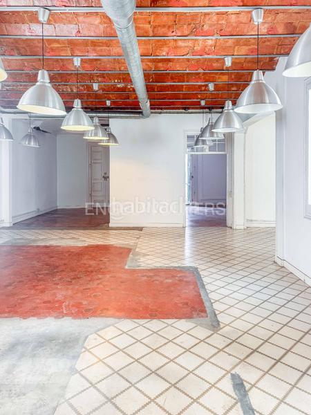 Foto dba85a46-9444-4601-9fd9-8764e057a7fe. Alquiler apartamento exclusiva vivienda de 378m2 en portal del angel en Barcelona