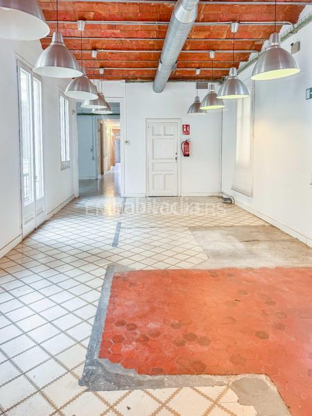 Foto ec3e2322-3760-4d72-9a59-df32a1a5771e. Alquiler apartamento exclusiva vivienda de 378m2 en portal del angel en Barcelona