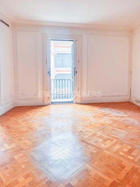 Foto 2980afed-0d23-4fa8-a0ab-a7fa2ae382f6. Location appartement avec chauffage dans Gòtic Barcelona