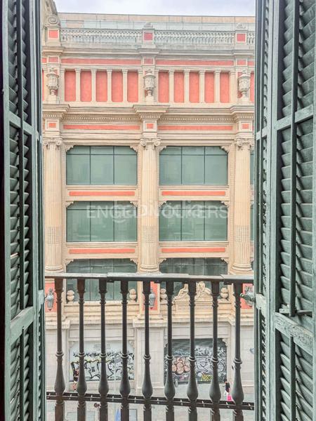 Foto 44a90d11-6bd1-4d3a-b5a6-64b49017e82b. Location appartement avec chauffage dans Gòtic Barcelona