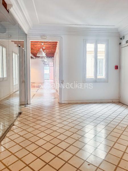 Foto 1d302a16-2073-42c2-9f24-fd1e57847824. Rent apartment with heating in Gòtic Barcelona