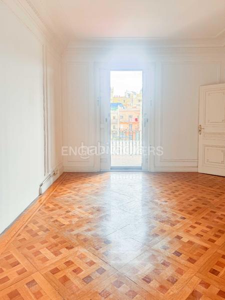 Foto 649c7604-5c8c-49d4-a0e8-35a007b0f2c8. Rent apartment with heating in Gòtic Barcelona