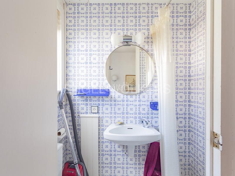 Foto 27c01697-0ab0-4b96-aa6e-7e8a03f03ec8. Alquiler apartamento espectacular piso en primera línea de mar en Caldes d´Estrac
