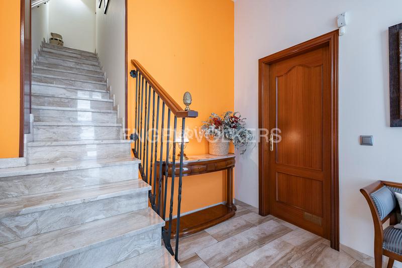 Foto f51011df-5827-43de-ad5c-e907b4f103c6. Casa magnífica casa con ascensor, piscina y gran garaje. en Vendrell (El)