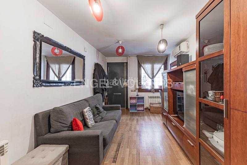 Foto dcad548e-65c9-4023-9ffd-14714cc53092. Casa encantadora casa en sant andreu en Congrés - Indians Barcelona