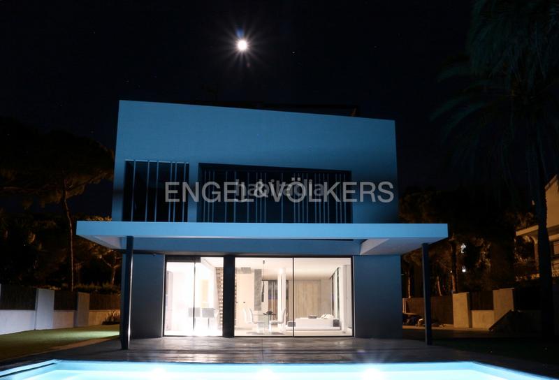 Foto 11fe2504-9a2d-47d6-9734-bc8054c86c35. Alquiler casa moderna casa a pocos pasos del mar en Gavà