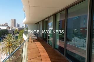 Miete Appartement in Besòs - Maresme. Espectacular piso de alta gama en diagonal mar