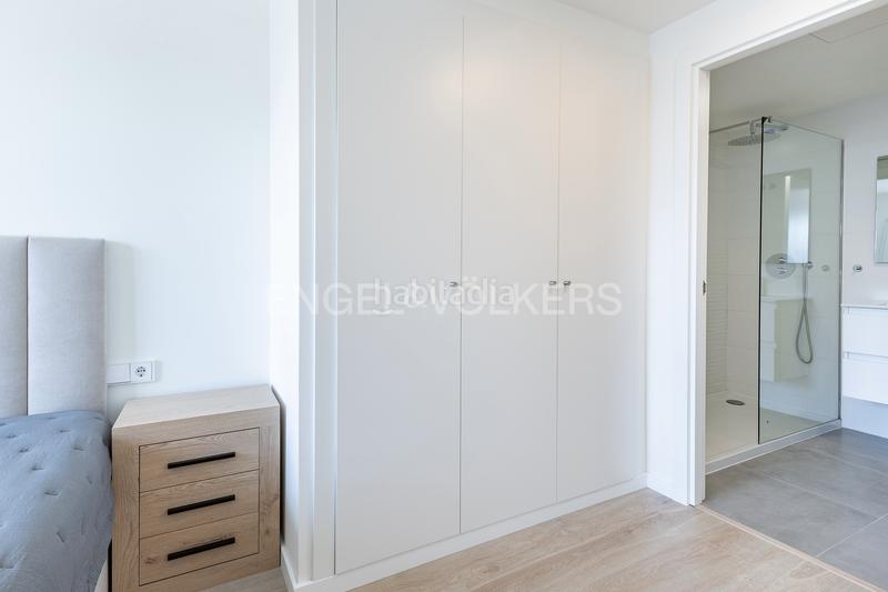 Foto 41f3e188-75b4-49b2-8f99-81d235a65802. Alquiler apartamento exclusivo piso nuevo frente al mar. en Badalona