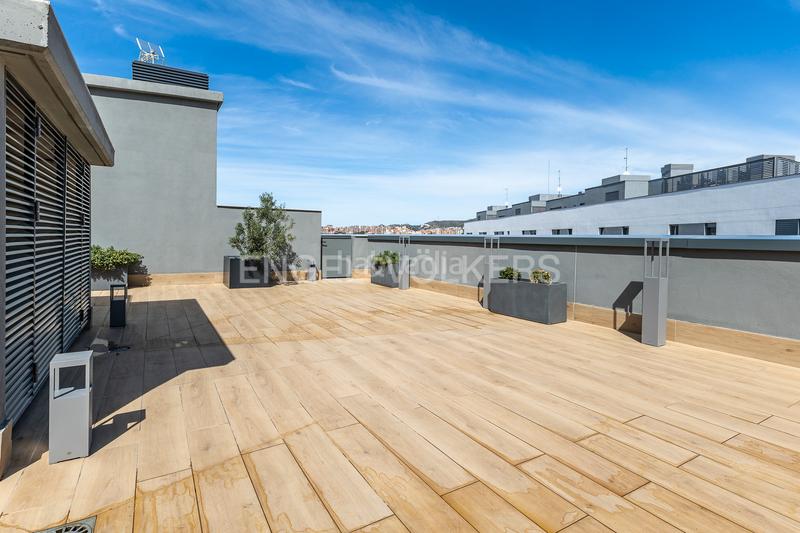 Foto 41f40cc0-314f-4f54-8b94-b0cf4031209b. Alquiler apartamento exclusivo piso nuevo frente al mar. en Badalona