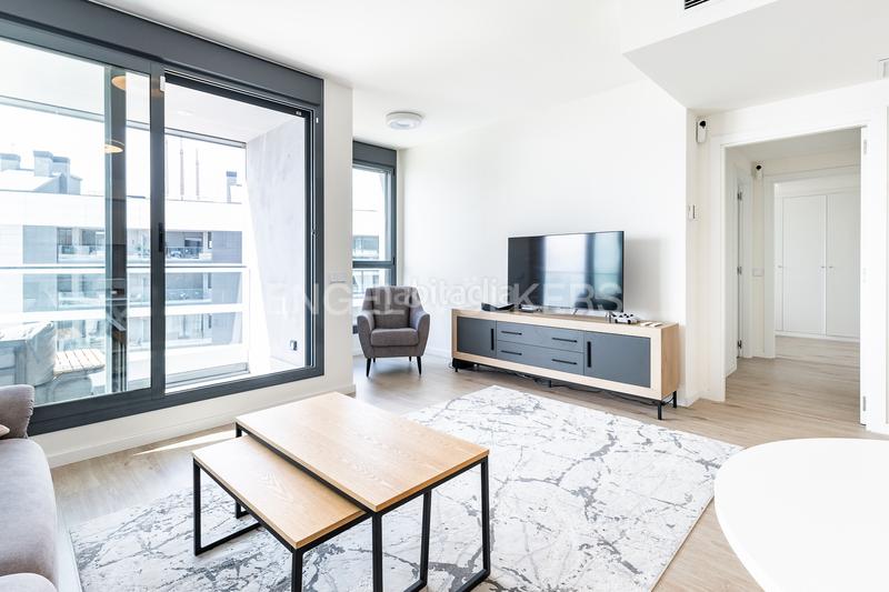 Foto 5b5b8d89-b6f2-4ff3-97f7-b2f7852a152a. Alquiler apartamento exclusivo piso nuevo frente al mar. en Badalona