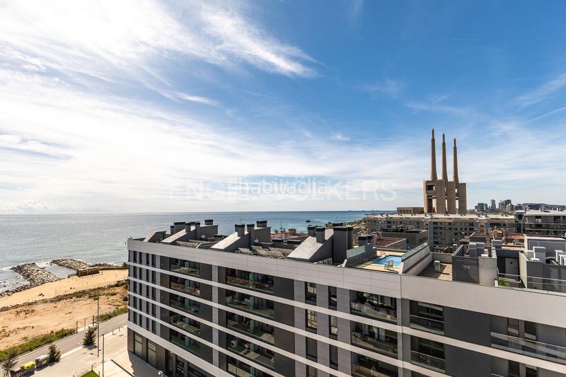 Foto 77760dd7-7a56-4310-a441-195d15bdebf7. Alquiler apartamento exclusivo piso nuevo frente al mar. en Badalona