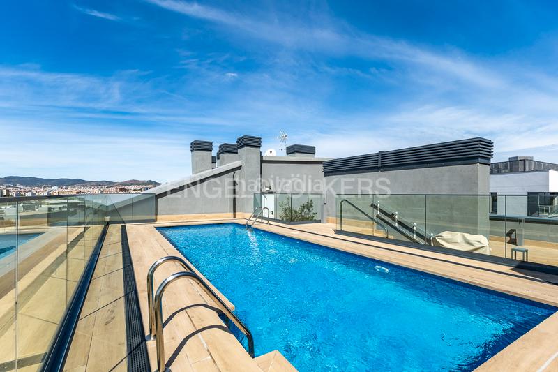 Foto af6fcdd5-f881-4bd3-ba9a-250f7a4398bd. Alquiler apartamento exclusivo piso nuevo frente al mar. en Badalona