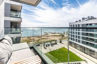 Lloguer Apartament a Port. Exclusivo piso nuevo frente al mar.