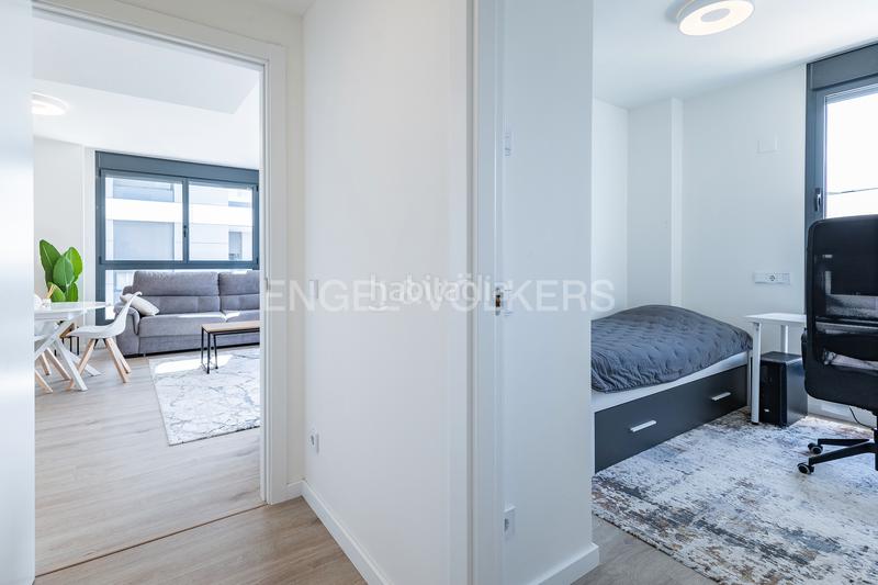 Foto b03ac996-e8e0-431f-a182-58538bd86873. Lloguer apartament amb calefacció aparcament a Port Badalona
