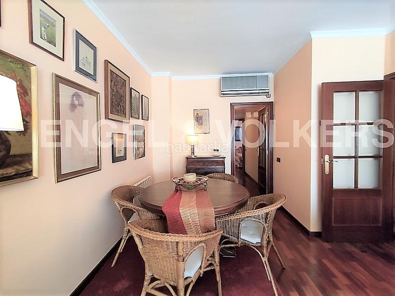 Foto 238434b4-d9ea-4236-af1e-4c32987350b0. Alquiler apartamento piso amueblado en eixample con bonitas vistas en Barcelona
