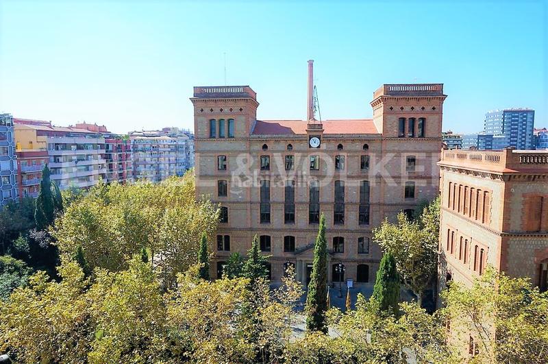 Foto 4399136e-b23e-47d2-b763-040908069edd. Alquiler apartamento piso amueblado en eixample con bonitas vistas en Barcelona