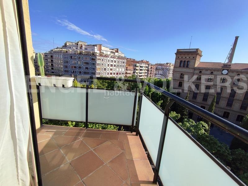 Foto 49b18a24-d49b-46fa-8a02-450fad808c5d. Alquiler apartamento piso amueblado en eixample con bonitas vistas en Barcelona
