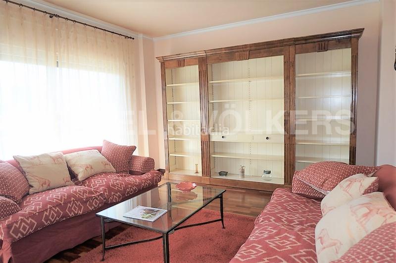 Foto a6e5e086-93b2-4931-9fdf-0034a126ab7c. Alquiler apartamento piso amueblado en eixample con bonitas vistas en Barcelona