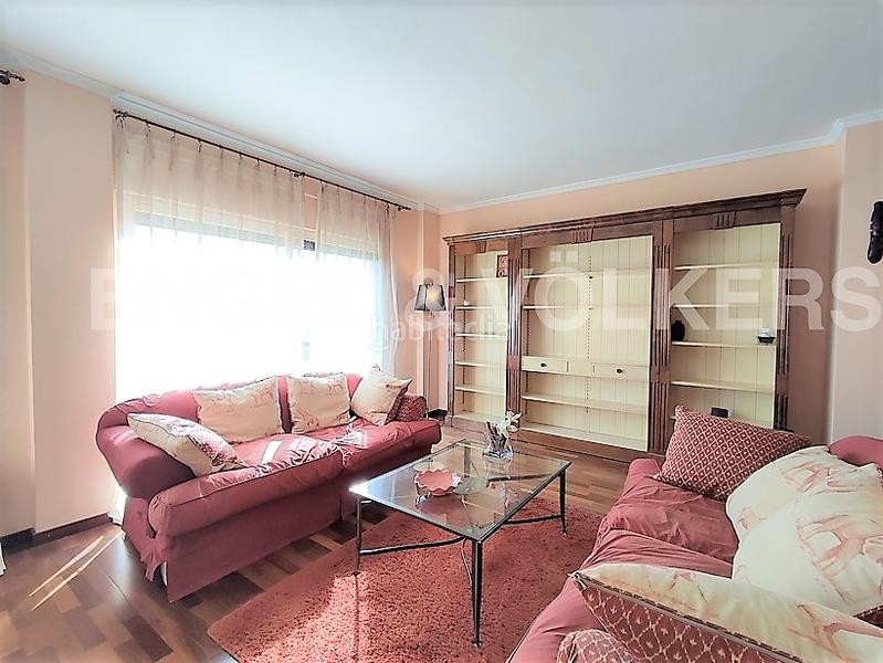 Foto c4736678-c50e-4f1a-b417-477e359fb490. Alquiler apartamento piso amueblado en eixample con bonitas vistas en Barcelona