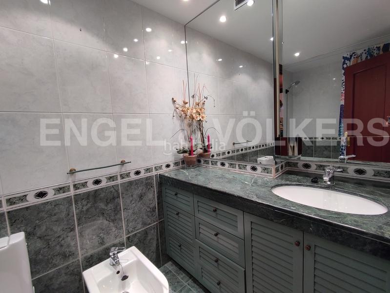 Foto eabec3a5-5e55-403a-aaeb-fb84ea8b90b6. Alquiler apartamento piso amueblado en eixample con bonitas vistas en Barcelona