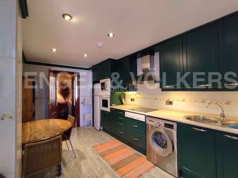 Foto f0a965ff-3bd0-4a29-a63f-a47ba44e036b. Alquiler apartamento piso amueblado en eixample con bonitas vistas en Barcelona
