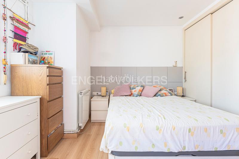 Foto 0e2ff5e9-f5b2-4b62-9ffd-db6876094a5e. Ático  con terraza en sant gervasi en Putget - Farró Barcelona
