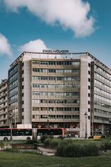 Appartement à El Camp de l´Arpa del Clot. Piso reformado con terraza y excelentes acabados en rosselló