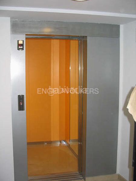 Foto 18624d50-2a3c-439a-b342-83f351b844de. Piccolo appartamento con riscaldamento in Guinardó Barcelona