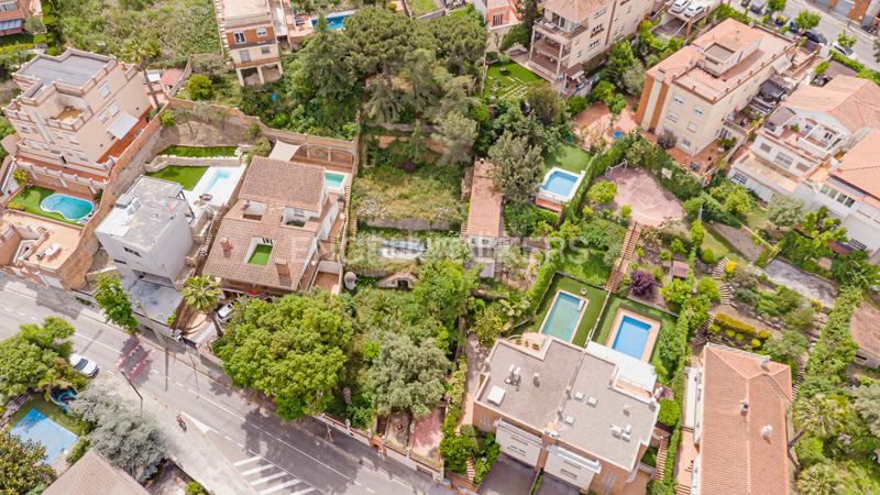 Foto effc5298-7585-4a36-b84e-1729ca1fc040. Terreno residenziale in La Miranda-Can Candeler Sant Just Desvern