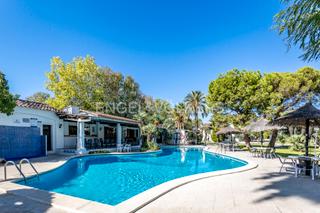 Haus in Alorda Park. Exclusiva casa en recinto privado y excelente ubicación