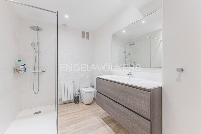 Foto a024643e-cf03-4460-8838-74a4f6ba297e. Apartament amb calefacció aparcament piscina a Bellamar Castelldefels