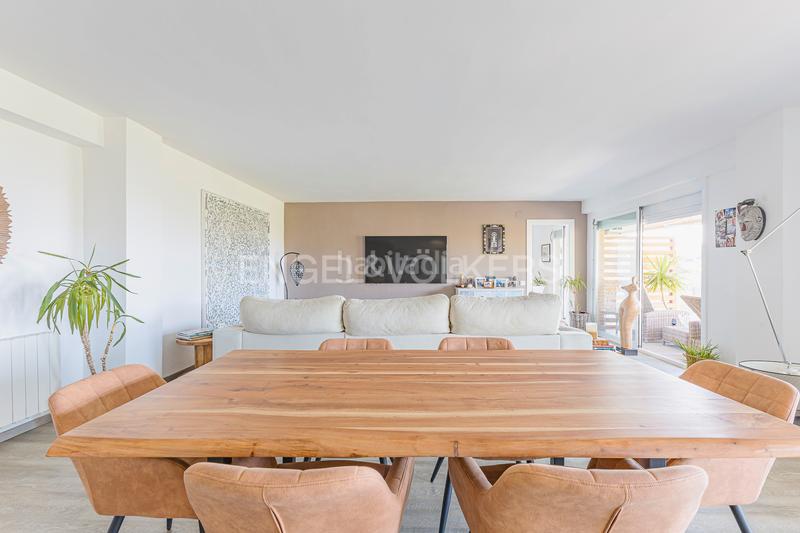 Foto e3aa8e37-617f-499b-9076-ab43db7305a8. Apartament amb calefacció aparcament piscina a Bellamar Castelldefels