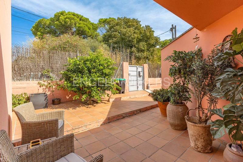 Foto 3ca7618f-c690-4f0e-91ed-ebf2429b533e. Casa amb calefacció aparcament piscina a Valldoreix Sant Cugat del Vallès