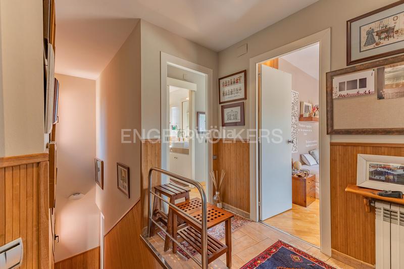 Foto 96985946-1e19-47d7-9f04-06b06a846f92. Casa amb calefacció aparcament piscina a Valldoreix Sant Cugat del Vallès