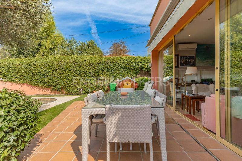 Foto 99380249-47a5-4384-baf7-3b1474869f04. Casa amb calefacció aparcament piscina a Valldoreix Sant Cugat del Vallès