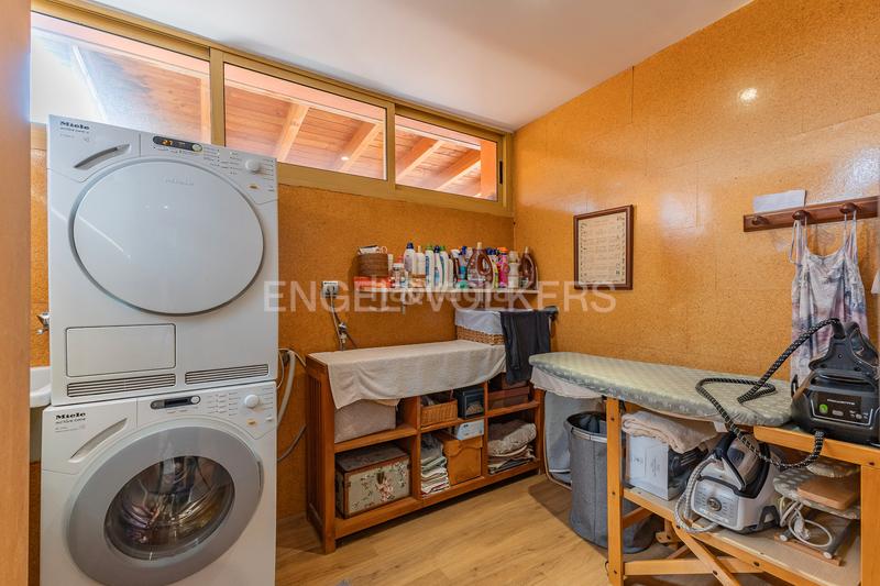Foto a026a0da-d101-40c1-972f-f216205dcef4. Casa amb calefacció aparcament piscina a Valldoreix Sant Cugat del Vallès