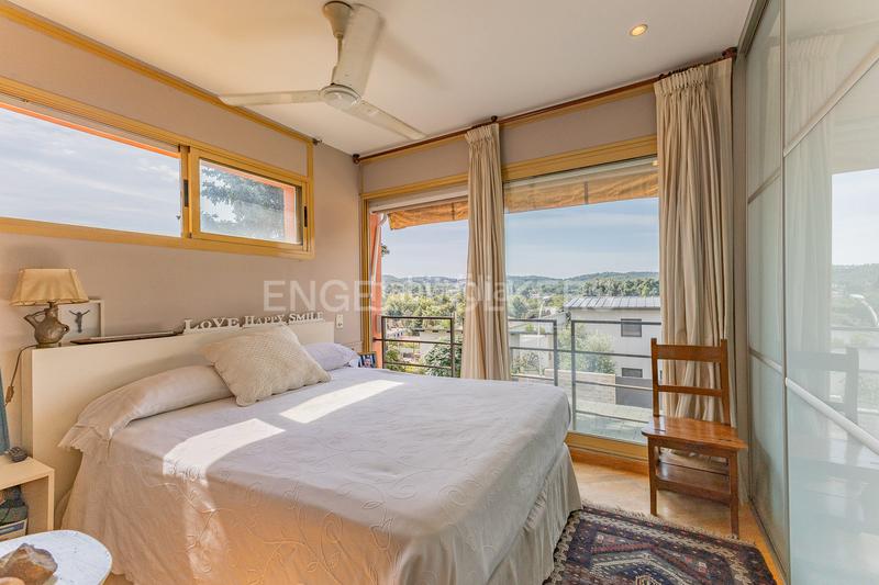 Foto e6495a84-6397-4329-a3fd-755d64e4ae72. Casa amb calefacció aparcament piscina a Valldoreix Sant Cugat del Vallès